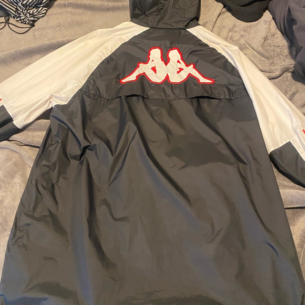 Kappa windbreaker, size medium,